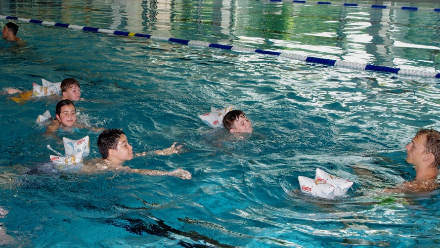 Projekt "Neuköllner Schwimmbär