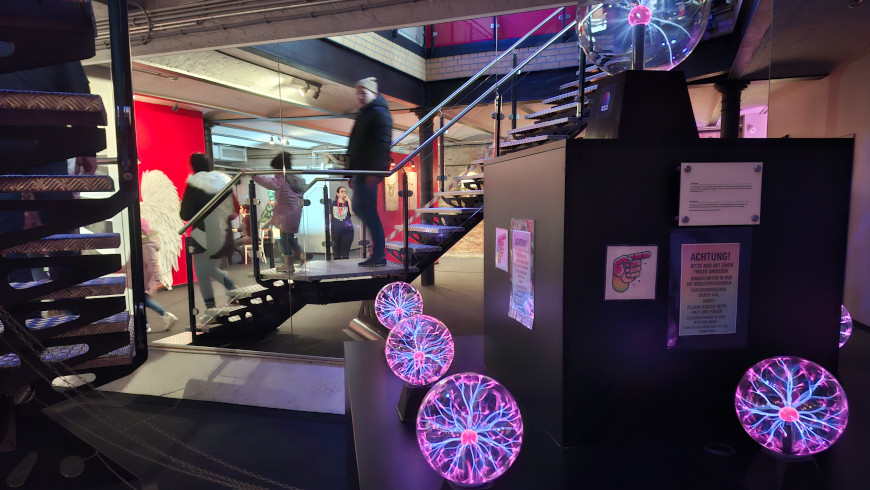 Plasmakugeln im DeJa Vu Museum